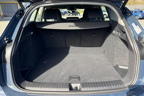 YK75JVD Audi Q6 E-Tron Q6 SUV Sport e-tron performance  225,00 kW Thumbnail #11