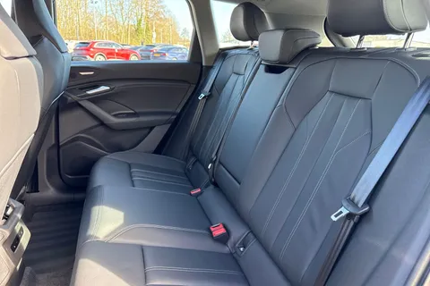 YK75JVD Audi Q6 E-Tron Q6 SUV Sport e-tron performance  225,00 kW Thumbnail #15