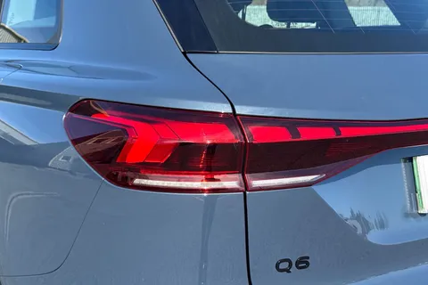 YK75JVD Audi Q6 E-Tron Q6 SUV Sport e-tron performance  225,00 kW Thumbnail #17