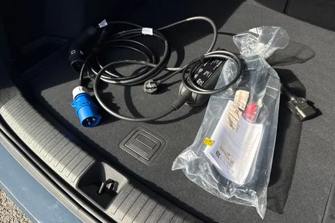 YK75JVD Audi Q6 E-Tron Q6 SUV Sport e-tron performance  225,00 kW Thumbnail #40