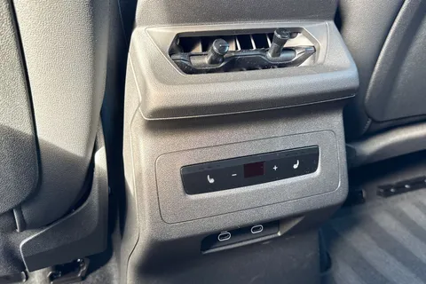 YK75JVD Audi Q6 E-Tron Q6 SUV Sport e-tron performance  225,00 kW Thumbnail #43