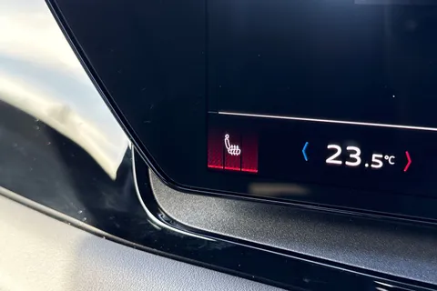 YK75JVD Audi Q6 E-Tron Q6 SUV Sport e-tron performance  225,00 kW Thumbnail #49