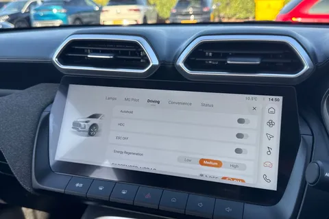 DC74BWE MG Mg Zs 1.5 Hybrid+ SE Auto Euro 6 (s/s) 5dr Thumbnail #48