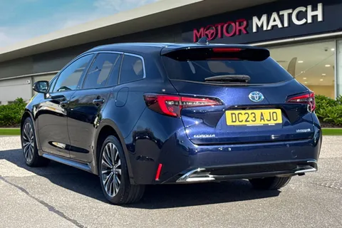 DC23AJO Toyota Corolla 1.8 VVT-h Design Touring Sports CVT Euro 6 (s/s) 5dr Thumbnail #3