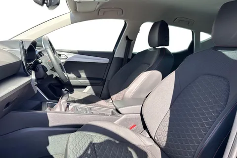 YE72EFW SEAT Leon 1.0 TSI EVO FR 5dr Thumbnail #16