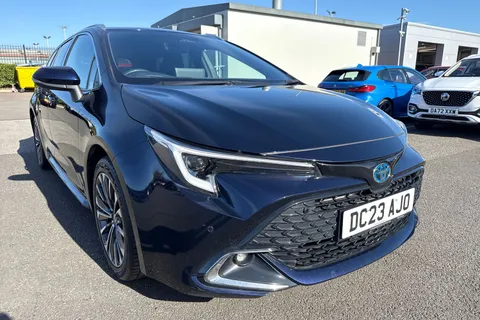 DC23AJO Toyota Corolla 1.8 VVT-h Design Touring Sports CVT Euro 6 (s/s) 5dr Thumbnail #10