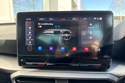 YE72EFW SEAT Leon 1.0 TSI EVO FR 5dr Thumbnail #22