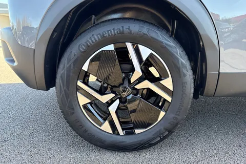 HX73KHU PEUGEOT 2008 1.2 PureTech GT EAT Euro 6 (s/s) 5dr Thumbnail #11