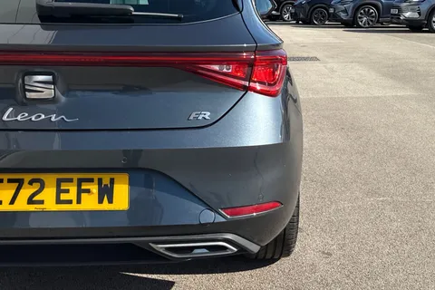 YE72EFW SEAT Leon 1.0 TSI EVO FR 5dr Thumbnail #27