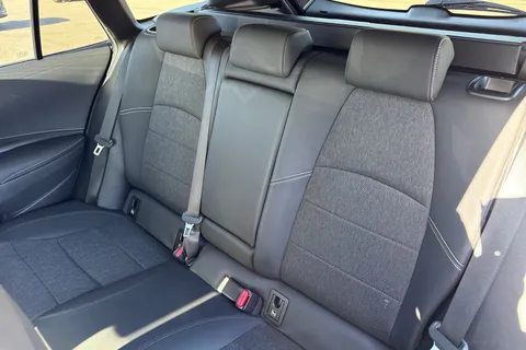 DC23AJO Toyota Corolla 1.8 VVT-h Design Touring Sports CVT Euro 6 (s/s) 5dr Thumbnail #20