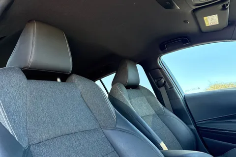 DC23AJO Toyota Corolla 1.8 VVT-h Design Touring Sports CVT Euro 6 (s/s) 5dr Thumbnail #25