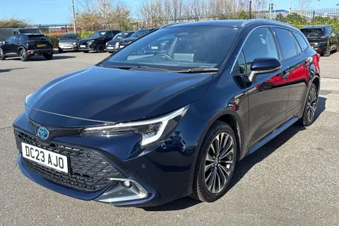 DC23AJO Toyota Corolla 1.8 VVT-h Design Touring Sports CVT Euro 6 (s/s) 5dr Thumbnail #28