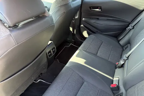 DC23AJO Toyota Corolla 1.8 VVT-h Design Touring Sports CVT Euro 6 (s/s) 5dr Thumbnail #32