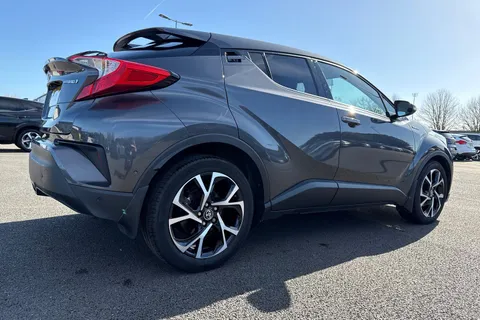 CP68EJC Toyota C-Hr 1.8 VVT-h Design CVT Euro 6 (s/s) 5dr Thumbnail #36