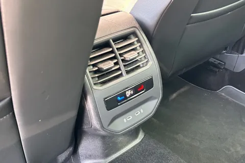 YE72EFW SEAT Leon 1.0 TSI EVO FR 5dr Thumbnail #54