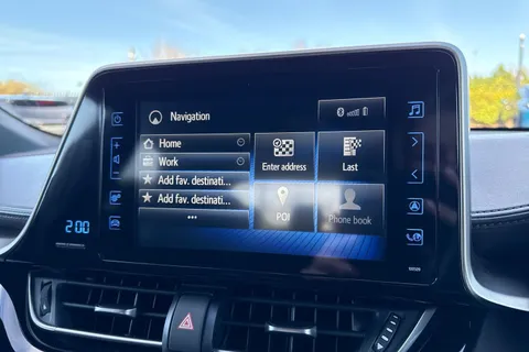 CP68EJC Toyota C-Hr 1.8 VVT-h Design CVT Euro 6 (s/s) 5dr Thumbnail #53