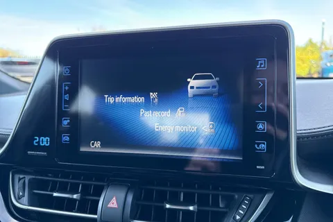 CP68EJC Toyota C-Hr 1.8 VVT-h Design CVT Euro 6 (s/s) 5dr Thumbnail #54