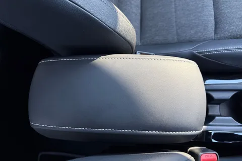 DC23AJO Toyota Corolla 1.8 VVT-h Design Touring Sports CVT Euro 6 (s/s) 5dr Thumbnail #54