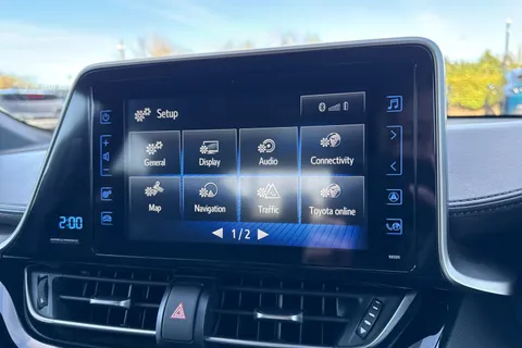 CP68EJC Toyota C-Hr 1.8 VVT-h Design CVT Euro 6 (s/s) 5dr Thumbnail #55