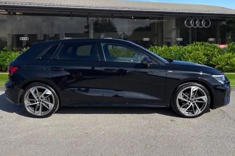 PL23EUD Audi A3 Black Edition 35 TFSI  150 PS 6-speed Thumbnail #4