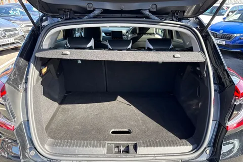 10 of 45 for Renault Captur 1.0 TCe techno Euro 6 (s/s) 5dr