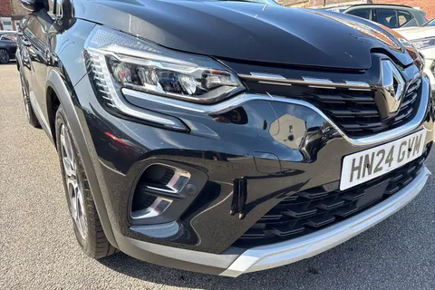 17 of 45 for Renault Captur 1.0 TCe techno Euro 6 (s/s) 5dr