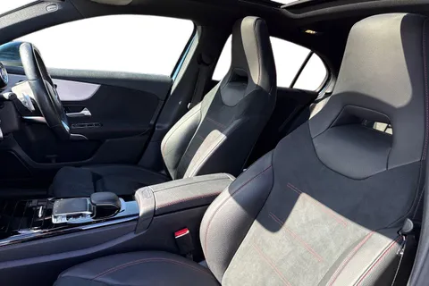 BU20DWG Mercedes-Benz A Class 2.0 A200d AMG Line (Premium Plus 2) 8G-DCT Euro 6 (s/s) 5dr Thumbnail #17