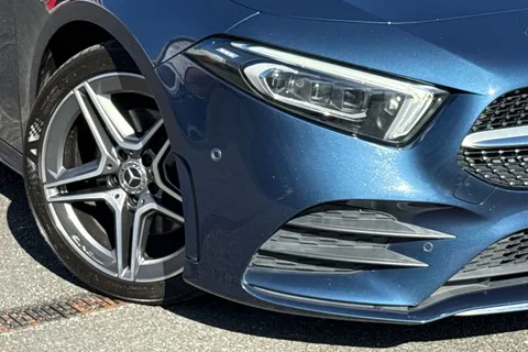 BU20DWG Mercedes-Benz A Class 2.0 A200d AMG Line (Premium Plus 2) 8G-DCT Euro 6 (s/s) 5dr Thumbnail #26