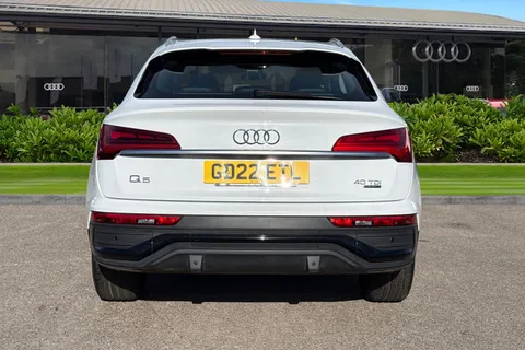 GD22ETL Audi Q5 Sport 40 TDI quattro 204 PS S tronic Thumbnail #5