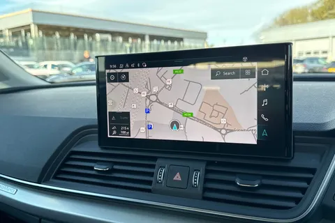 GD22ETL Audi Q5 Sport 40 TDI quattro 204 PS S tronic Thumbnail #18