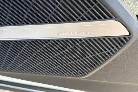 GD22ETL Audi Q5 Sport 40 TDI quattro 204 PS S tronic Thumbnail #26