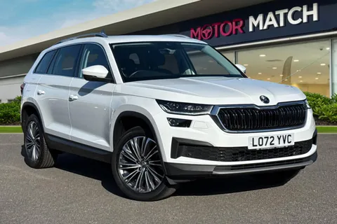 LO72YVC Škoda Kodiaq 1.5 TSI ACT SE L Executive DSG Euro 6 (s/s) 5dr (7 Seat) Thumbnail #2