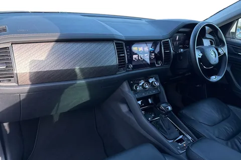 LO72YVC Škoda Kodiaq 1.5 TSI ACT SE L Executive DSG Euro 6 (s/s) 5dr (7 Seat) Thumbnail #16