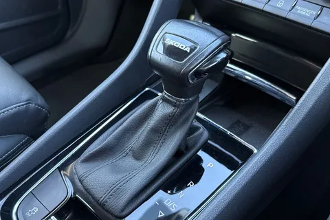 LO72YVC Škoda Kodiaq 1.5 TSI ACT SE L Executive DSG Euro 6 (s/s) 5dr (7 Seat) Thumbnail #24