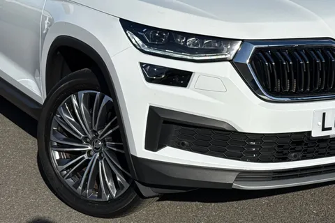 LO72YVC Škoda Kodiaq 1.5 TSI ACT SE L Executive DSG Euro 6 (s/s) 5dr (7 Seat) Thumbnail #26