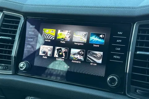 LO72YVC Škoda Kodiaq 1.5 TSI ACT SE L Executive DSG Euro 6 (s/s) 5dr (7 Seat) Thumbnail #51