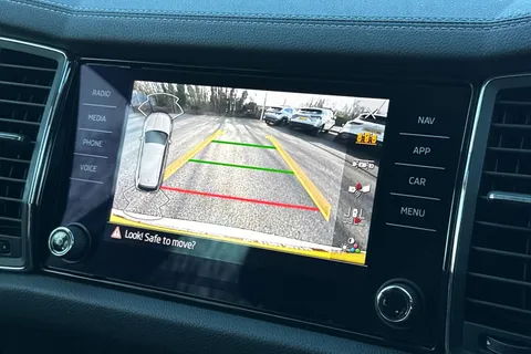 LO72YVC Škoda Kodiaq 1.5 TSI ACT SE L Executive DSG Euro 6 (s/s) 5dr (7 Seat) Thumbnail #53