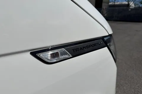 PF74MRX Volkswagen Transporter 2.0 TDI 150 Highline Van DSG Thumbnail #27