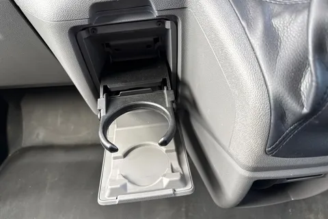 DG75BWE Volkswagen Transporter 2.0 TDI 110 Commerce Pro Van Thumbnail #38