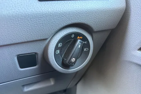 PF74MRX Volkswagen Transporter 2.0 TDI 150 Highline Van DSG Thumbnail #38