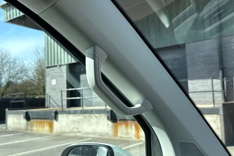 PF74MRX Volkswagen Transporter 2.0 TDI 150 Highline Van DSG Thumbnail #50