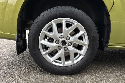 BA25KXR Volkswagen Transporter 2.0 TDI 150 Commerce Pro Van 8sp Automatic Thumbnail #11