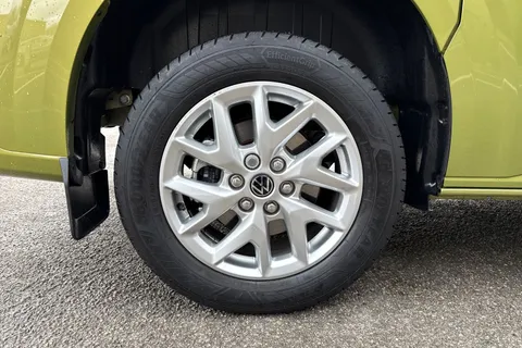 BA25KXR Volkswagen Transporter 2.0 TDI 150 Commerce Pro Van 8sp Automatic Thumbnail #13