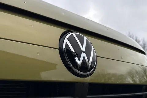 BA25KXR Volkswagen Transporter 2.0 TDI 150 Commerce Pro Van 8sp Automatic Thumbnail #25