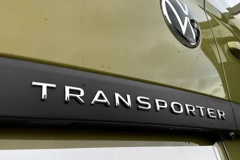 BA25KXR Volkswagen Transporter 2.0 TDI 150 Commerce Pro Van 8sp Automatic Thumbnail #27