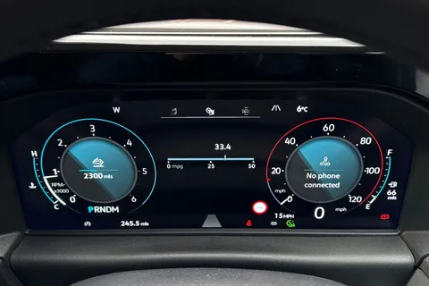 BA25KXR Volkswagen Transporter 2.0 TDI 150 Commerce Pro Van 8sp Automatic Thumbnail #35