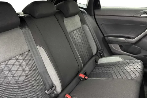 KS25PZF Volkswagen Polo 1.0 TSI 115 R-Line 5dr DSG Thumbnail #9