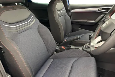 KR75TFX SEAT Ibiza 1.0 TSI FR Euro 6 (s/s) 5dr Thumbnail #9