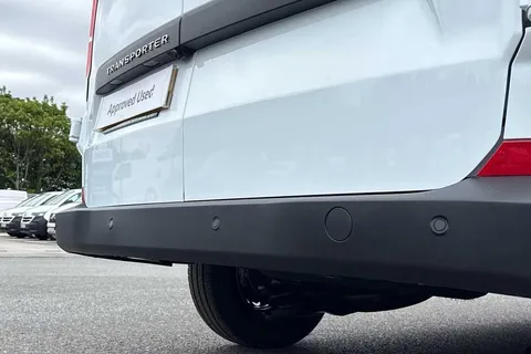 KY25PUK Volkswagen Transporter 2.0 TDI 150 Commerce Plus Van Thumbnail #30