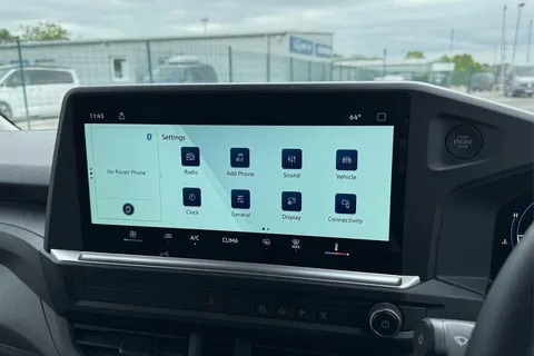 KY25PUK Volkswagen Transporter 2.0 TDI 150 Commerce Plus Van Thumbnail #46